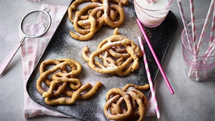 Nadiya Hussain Recipes - Strawberry Milkshake Funnel Cake