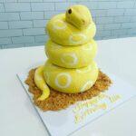 Snake Cakes - Yellow Snake Cake