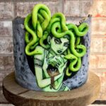 Snake Cakes - Medusa Cake 2