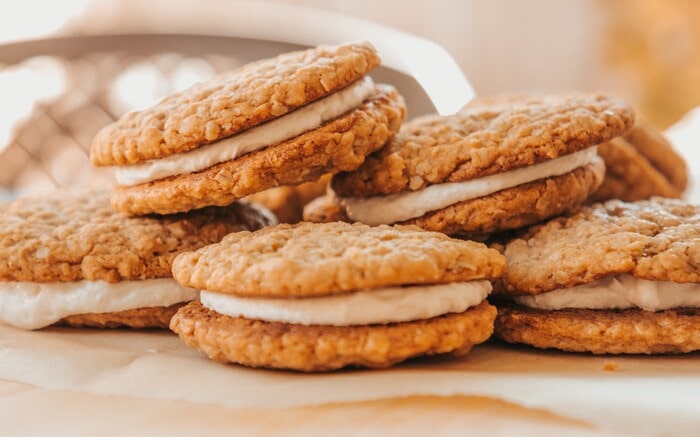 Best Christmas Cookies Ranked - Peanut Butter Sandwich Cookies