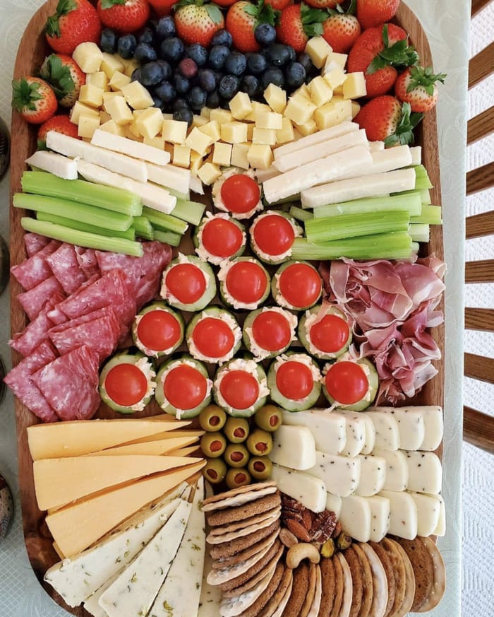 christmas charcuterie boards - O Christmas Tree Charcuterie Board