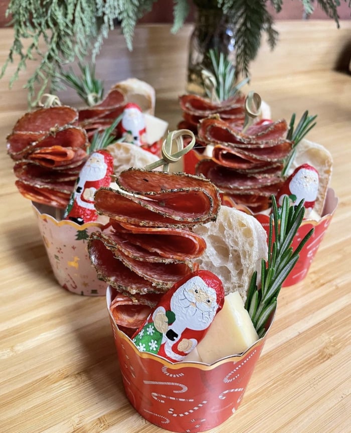 christmas charcuterie boards - Santa Charcuterie Cups