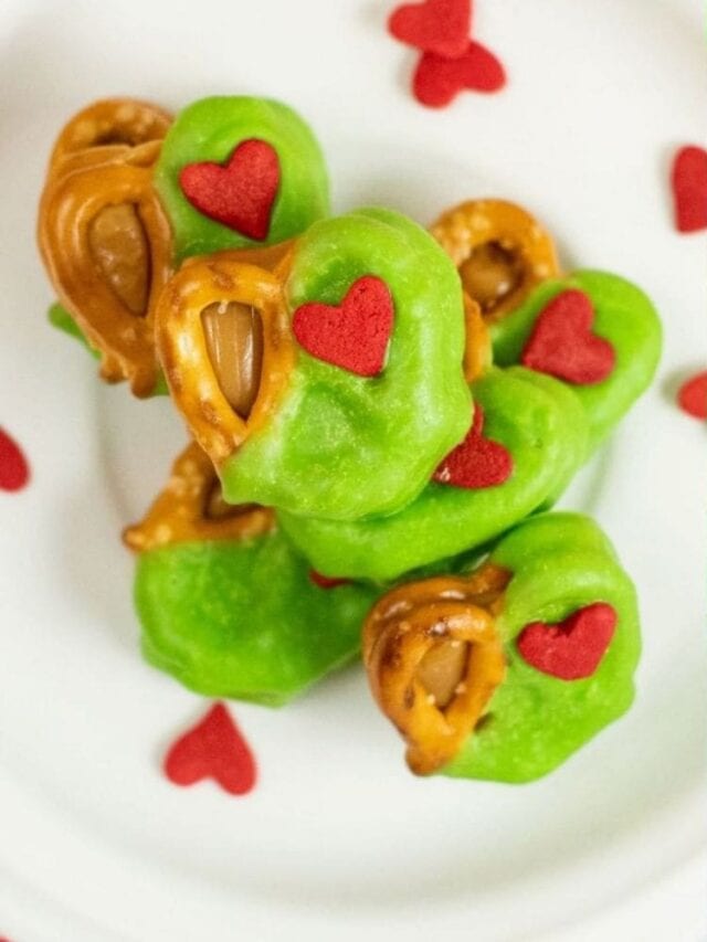 Be The Host Who Stole Christmas With These Fun Grinch Food Ideas