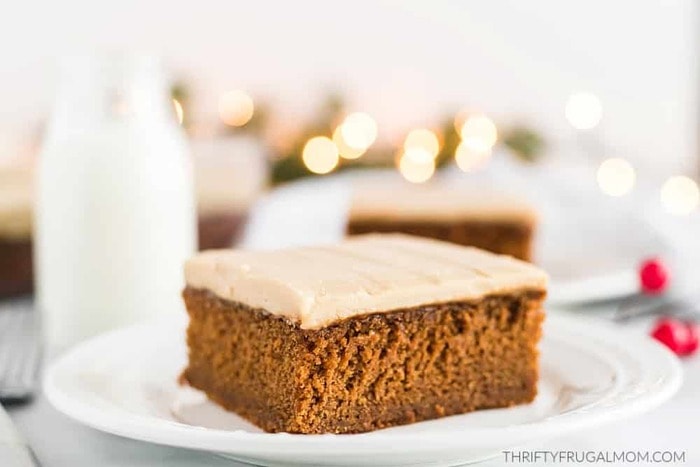 Gingerbread Cakes - Gingerbread Cake with Caramel Icing