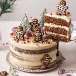 Gingerbread Cakes - Vegan Gingerbread Cake