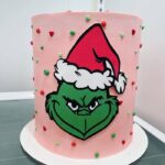 Grinch Cake Ideas - Barbiecore Grinch Cake