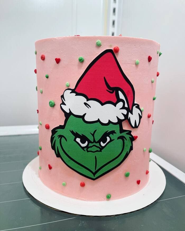 Grinch Cake Ideas - Barbiecore Grinch Cake