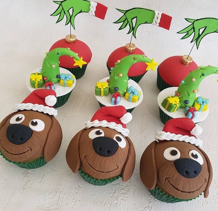 Grinch Cake Ideas - Fun Grinch Cupcakes