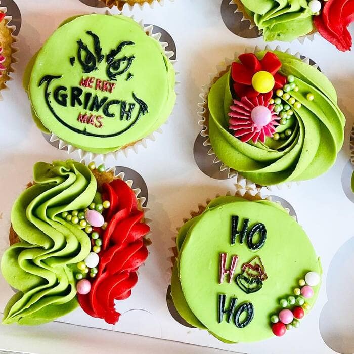 Grinch Cake Ideas - Classy Grinch Cupcakes