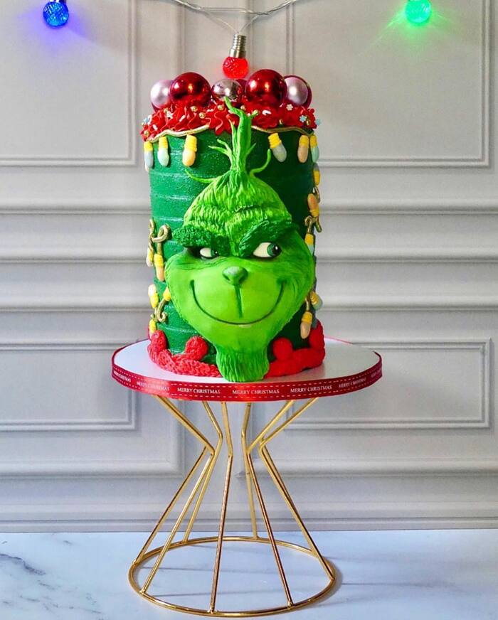 Grinch Cake Ideas - Festive Grinch Cake