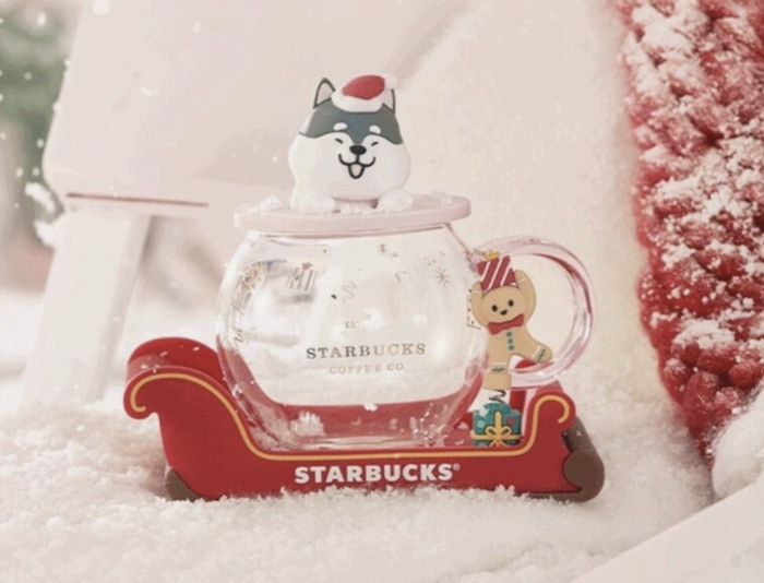 Starbucks Christmas Cups China 2023 - husky with sled gingerbread man and snowglobe