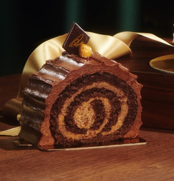 Starbucks Reserve Holiday Menu - Princi® Chocolate Hazelnut Swirl Cake