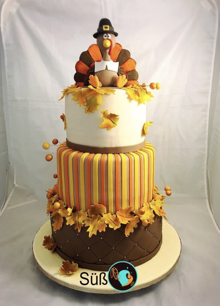 thanksgiving cake ideas - three tier turkey