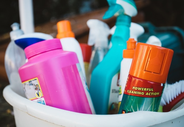 thanksgiving tips - cleaning supplies