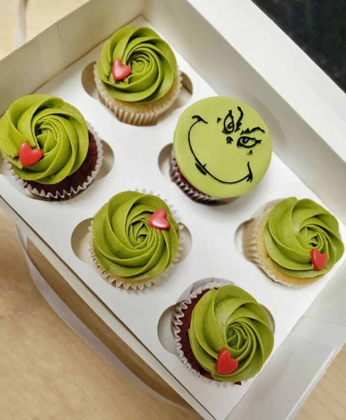 Grinch Cupcakes - Anti-Christmas Grinch Cupcakes