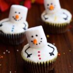 Snowmen Cupcakes - Melted Marshmallow Cupcake
