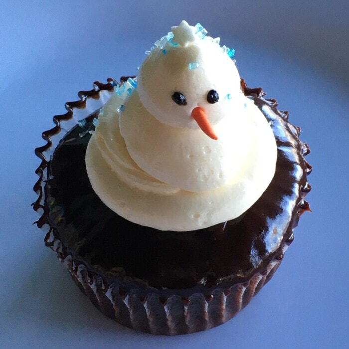 Snowmen Cupcakes - Mint Chocolate Cupcake