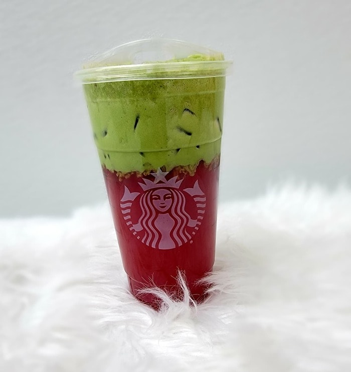 Starbucks Christmas Drinks - Holly Jolly Refresher