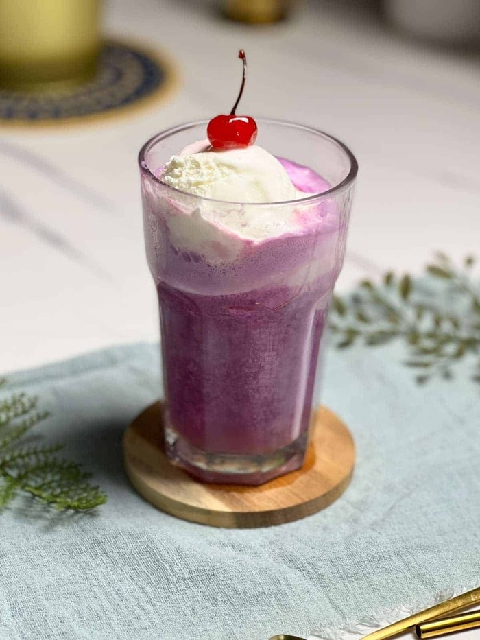 Willy Wonka Dessert Ideas - Purple Cow Float