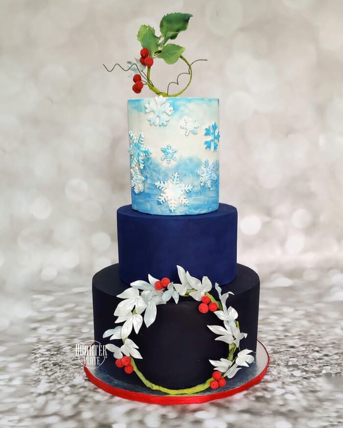 Winter Wedding Cake Designs - Berry Blue Cake