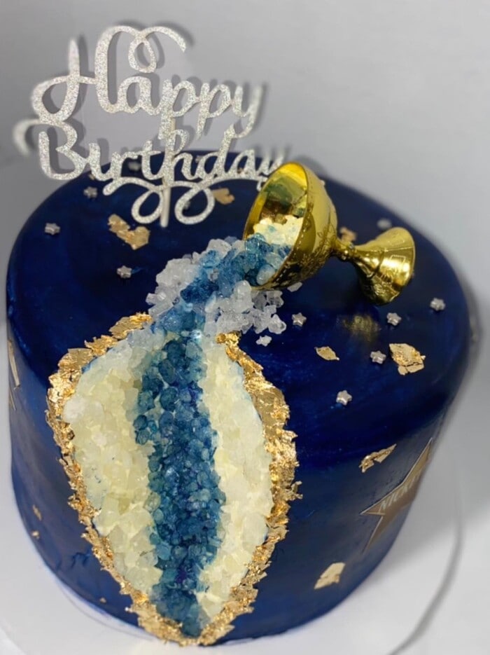 Aquarius Cakes - Aquarius Geode Cake