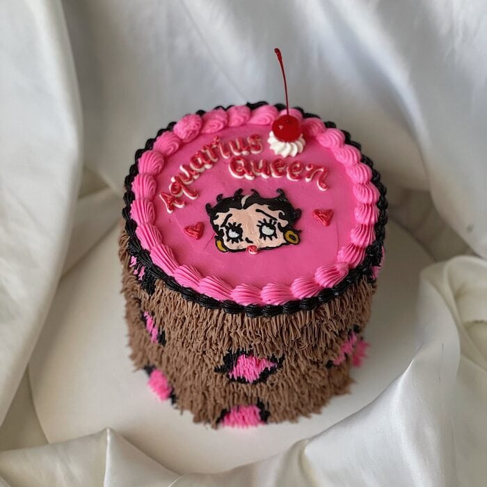 Aquarius Cakes - Betty Boop Aquarius Cake