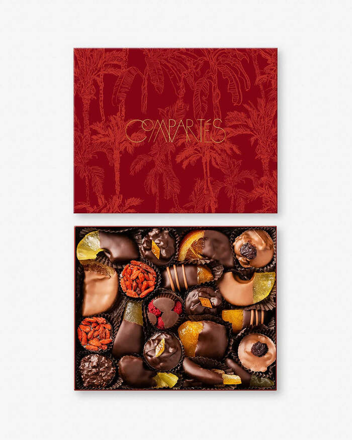 Best Valentine's Day Chocolates - Compartes Chocolate Covered Fruit Assortment