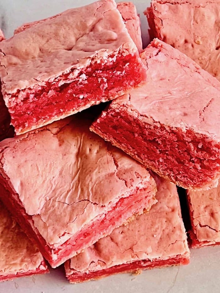 Best Winter Desserts - Strawberry Brownies