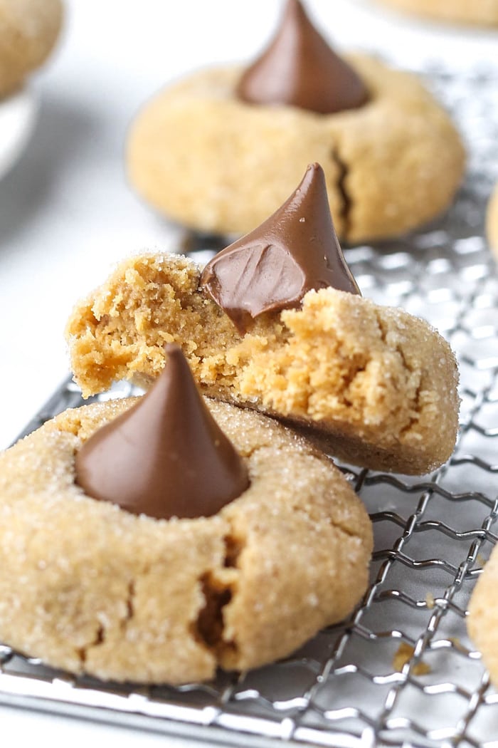 Best Winter Desserts - Peanut Butter Blossoms