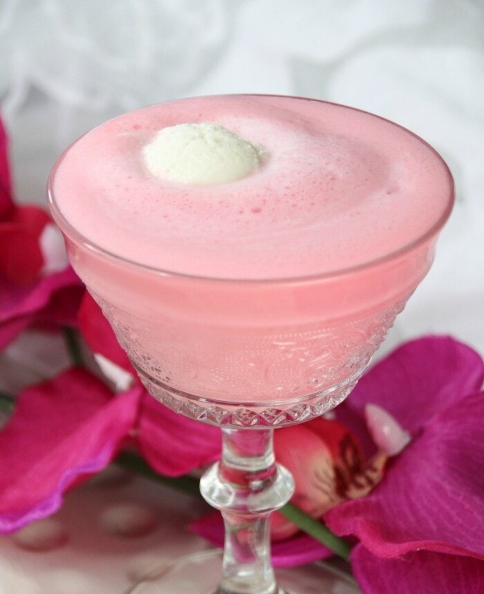 Valentine's Day Cocktails - Pink Shimmy Cocktail