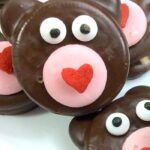 Valentine's Day Cookies - Valentine Teddy Bear Oreos