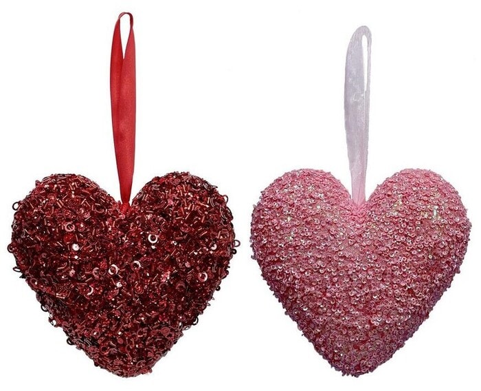 Valentine's Day Decor Ideas - Glitter Beaded Heart Hanging Decoration