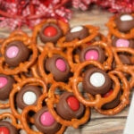 Valentine's Day Treats - Valentine’s Day Pretzel Treats