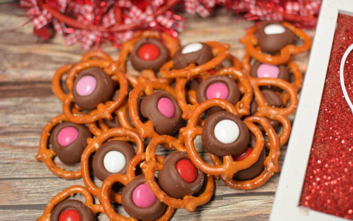 Valentine's Day Treats - Valentine’s Day Pretzel Treats