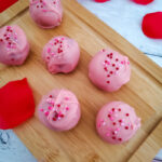 Valentine's Day Treats - No-Bake Valentine’s Oreo Truffles