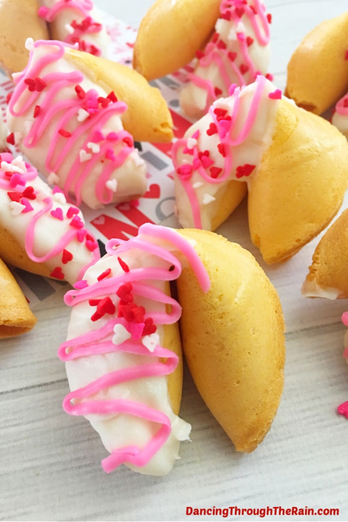 Valentine's Day Treats - Valentine’s Day Fortune Cookies