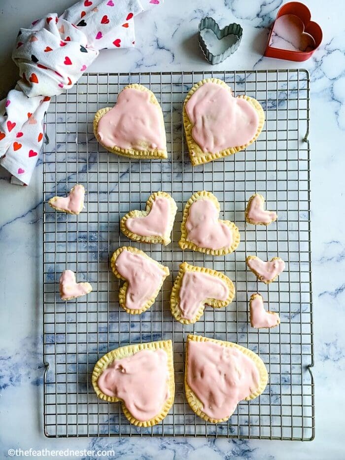 Valentine's Day Treats - Valentine’s Day Pop Tarts