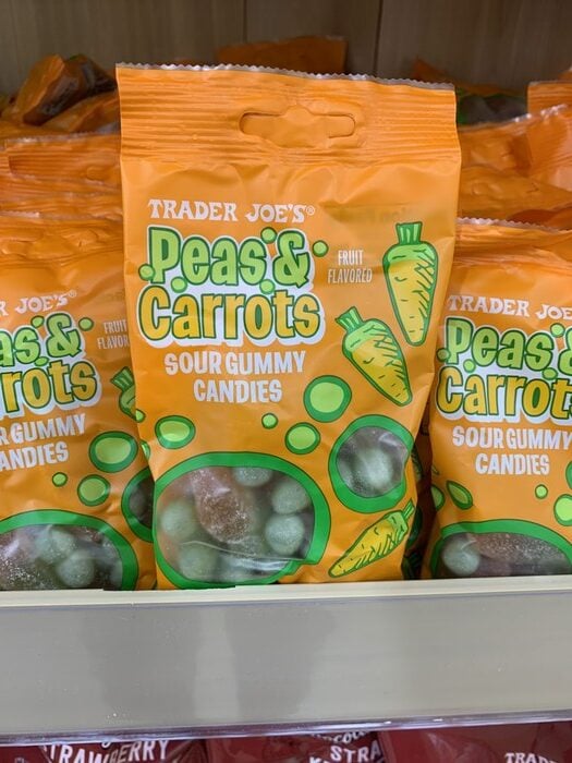 Peas and Carrots Sour Gummy Candies