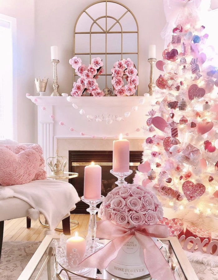 Valentine's Day Room Decor Inspo - XO tree