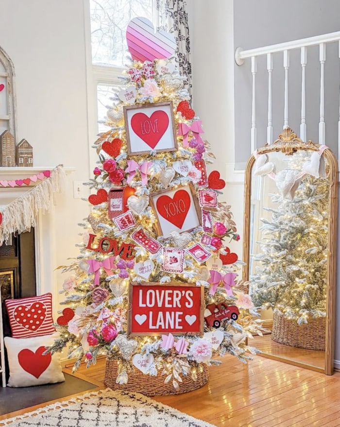 Valentine's Day Room Decor Inspo - tree
