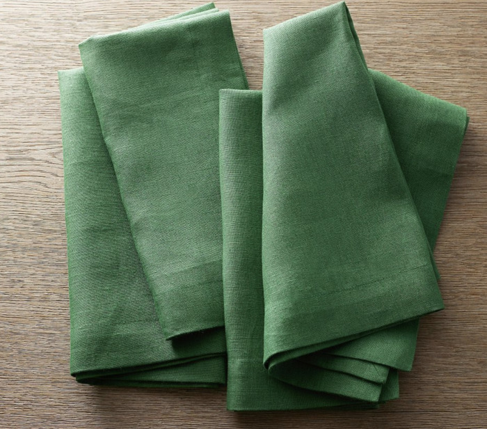 best st patricks day decorations - green linen napkins