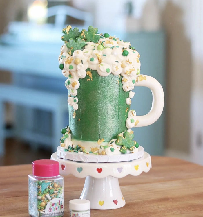 cakes for st patricks day - Foaming Beer St. Patty’s Day Cake