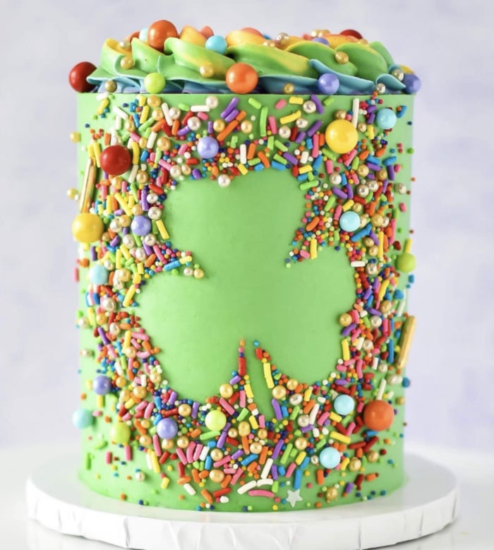 cakes for st patricks day - Shamrock Sprinkles Cake