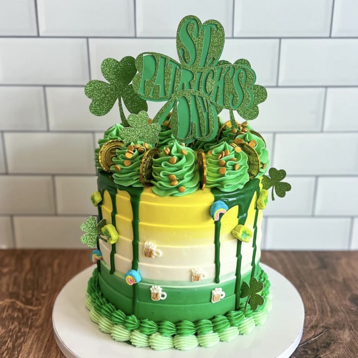 cakes for st patricks day - St. Patrick’s Day Lucky Charms Cake