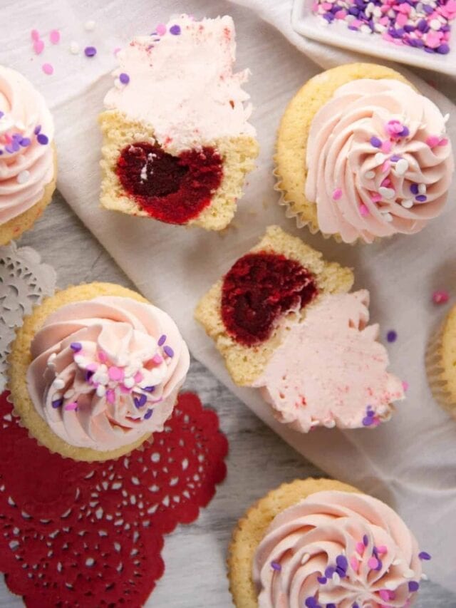 51 Valentine’s Cupcakes To Fall Endlessly in Love With