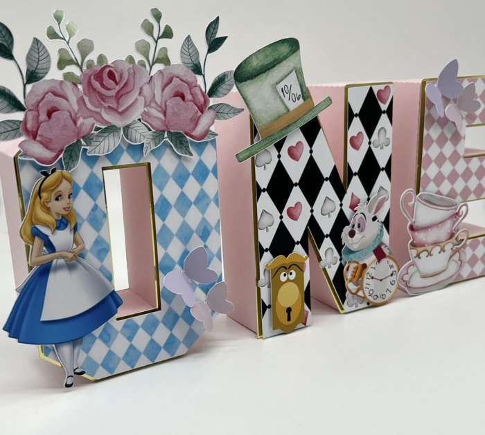 the best Alice in Wonderland Party Decorations - 3D themed letters