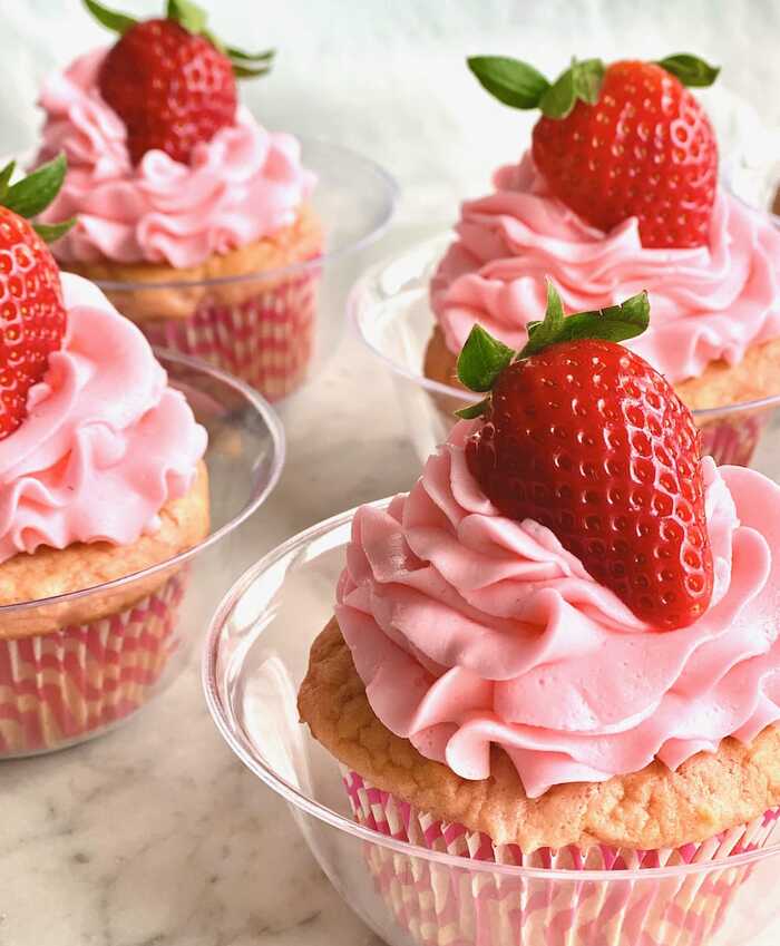 Valentine's Cupcakes - Strawberry Coconut Cupcakes