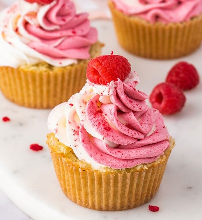 Valentine's Cupcakes - Raspberry Cupcakes