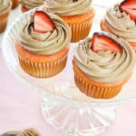 Valentine's Cupcakes - Chocolate-Covered Strawberry Cupcakes
