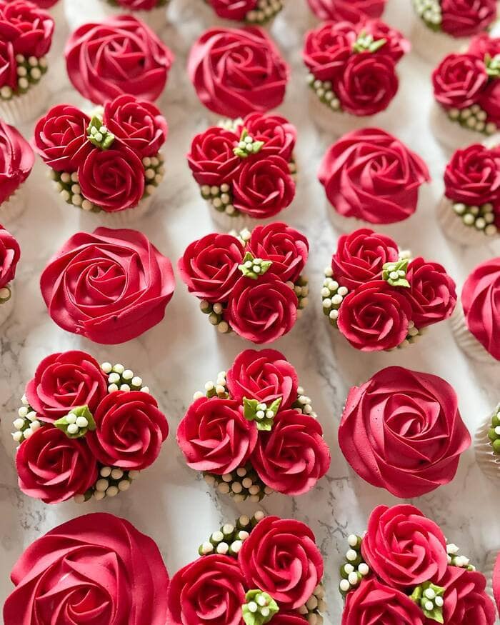 Valentine's Cupcakes - Rose Cupcakes